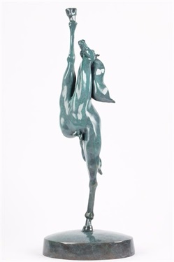 Kicking horse (Bronze & stainless steel，Limited edition of 12 pieces，Weight 4.4KG)