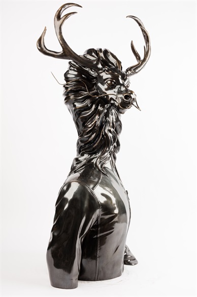 Superior Animals – Mr Dragon (Bronze & stainless steel，Limited edition of 8 pieces，Weight 28KG)